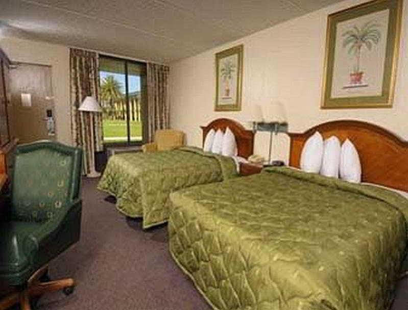 Days Inn By Wyndham Orlando Airport Florida Mall Williamsburg Exterior photo